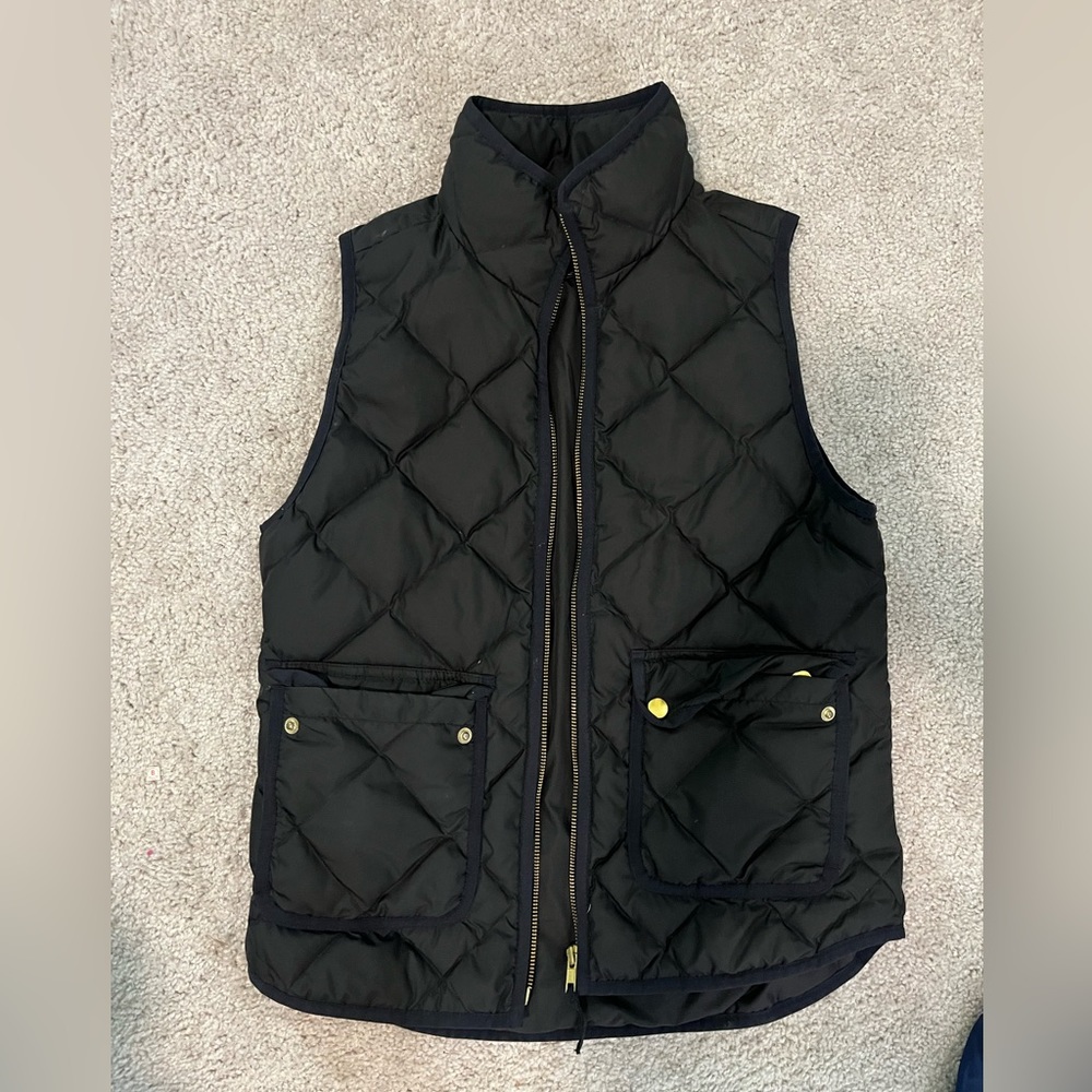 J crew puffer vest size x small